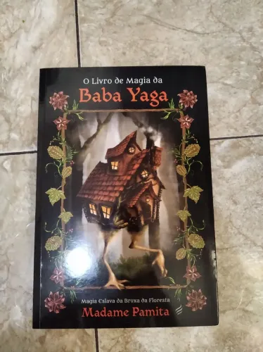 O Livro de Magia da Baba Yaga