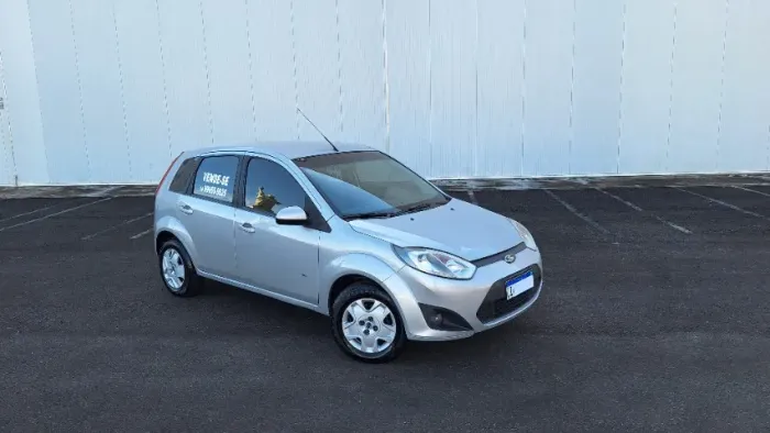 Ford Fiesta SE 1.6 8V Flex 5P 2014