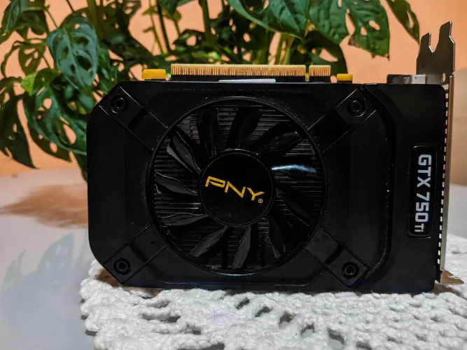 Placa de vídeo GTX 750TI 2GB