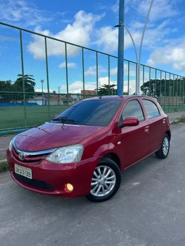 Toyota Etios XLS 1.5 Flex 16V 5P Mec. 2013