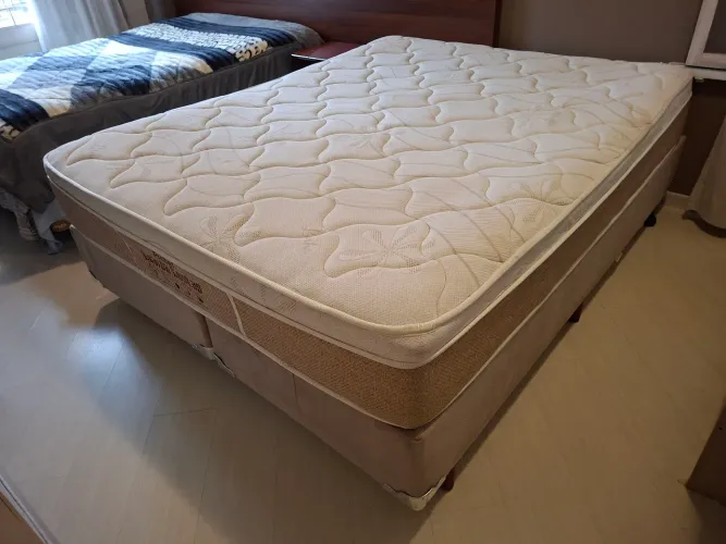 Cama Queen Probel