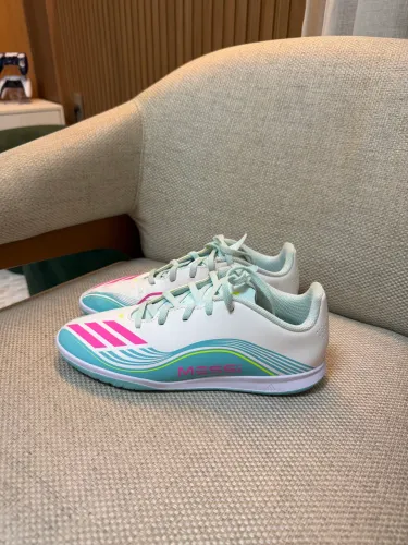 CHUTEIRA FUTSAL ADIDAS F50 MESSI CLUB TAMANHO 35
