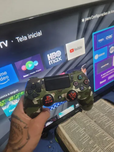 Controle Ps4 usado em perfeitas condições! Mando o carregador na foto de brinde.