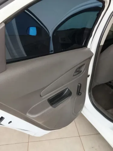 Chevrolet Cobalt LS 1.4 8V Flexpower 4P 2013