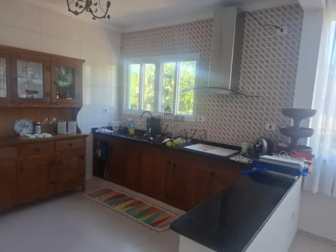 Chácara - Jardim Bela Vista - Jacareí - 4 Dormitórios - 22.000m².
