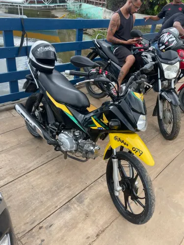 Moto em estado de zera 