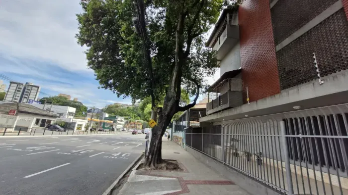 Santa Lúcia, 95m², 3 quartos, sendo 1 suíte, sol da manhã e ao lado da Praia do Canto