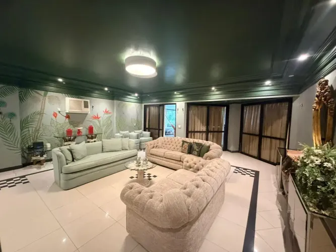 Vendo Apartamento no Ed. Atlantis Tower Residence R$ 1.600.000,00 (aceita financiamento)