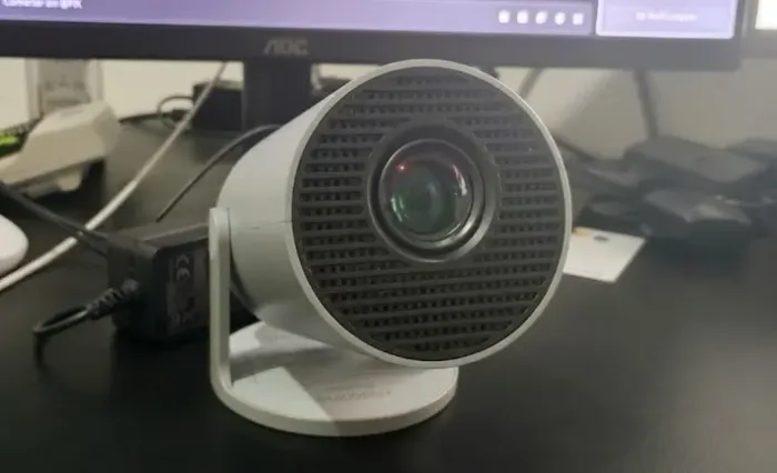 Projetor MaGcubic HY300 Novo