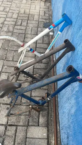 Quadros Caloi