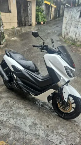 Yamaha NMAX 160 ABS 2018 - Econômica e confortável