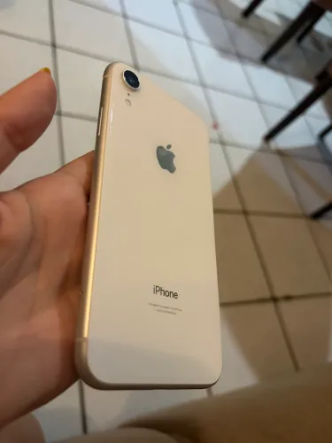 iPhone XR 128GB Branco - Excelente Estado