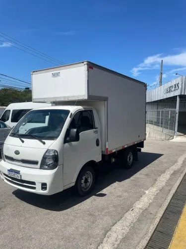 KIA BONGO BRANCA BAÚ - REVISADA - ÓTIMO ESTADO