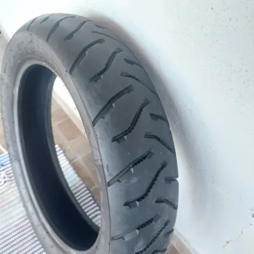 Pneu gs 850