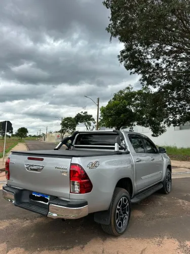 Toyota Hilux CD SRV 4X4 2.8 TDI Diesel Aut. 2017