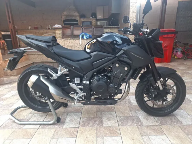 Hornet 500 2026 com km3.800 na garantia de fábrica