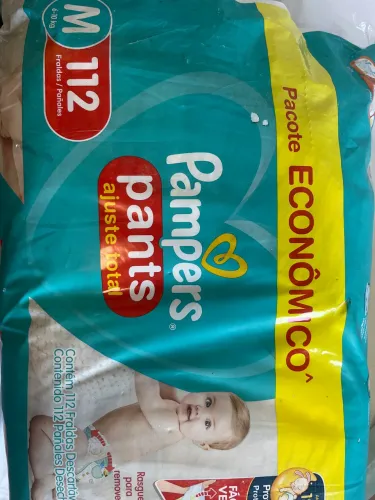 PACOTE COM 120 FRALDAS PAMPERS M