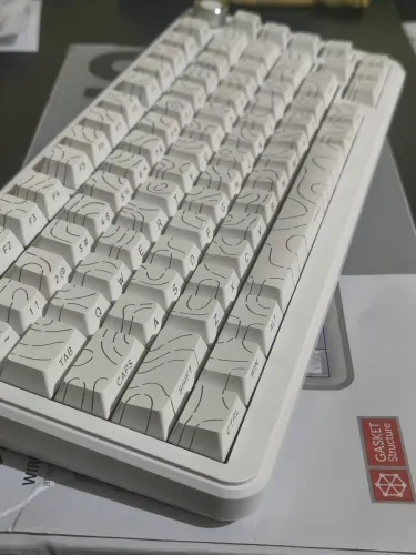 Teclado Mecânico F75 Sem Fio 75% Rgb White Contour Lines