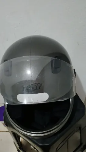 Capacete
