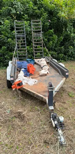 Carretinha Bitruck com documentação para mini escavadeira Yanmar vio20