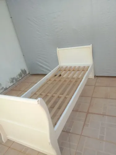 Cama Solteiro Antiga Madeira Maciça Pesada 2 m x 88 cm