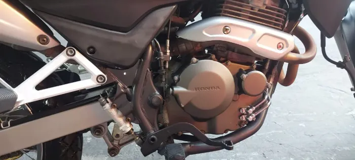 Honda falcon com multa leia o anuncio