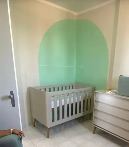 Berço / Mini Cama com Pés Retrô