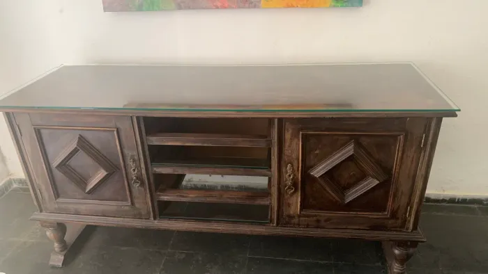 Aparador com Adega