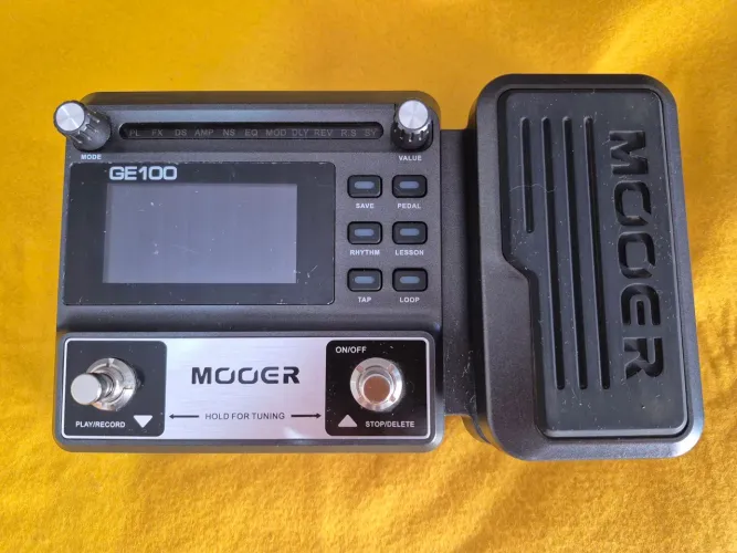 Pedaleira Mooer Ge100