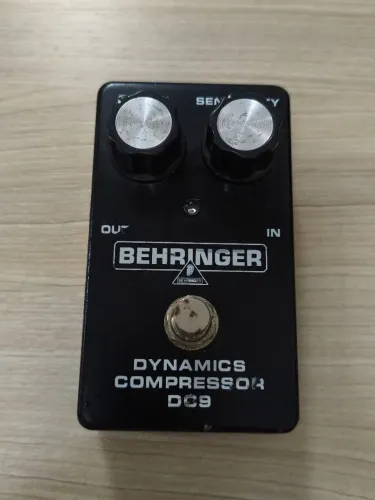 Compressor Behringer em excelente estado 