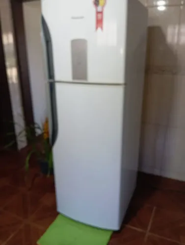 Geladeira Frost Free 387 litros
