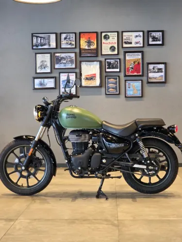 Meteor 350cc VERDE - Duvallyer Rodrigues - 21 9 9271 71 82 - Royal Enfield