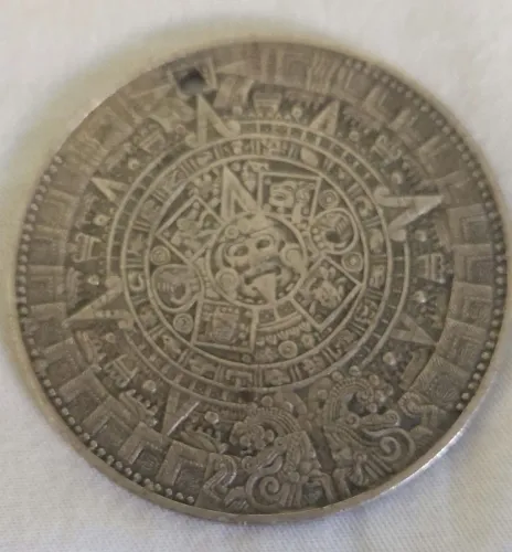 Medalha comemorativa calendário Asteca pedra do sol anos 50/60 raridade antiguidade