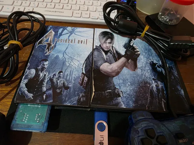 PlayStation 2 resident evil 4 na capa