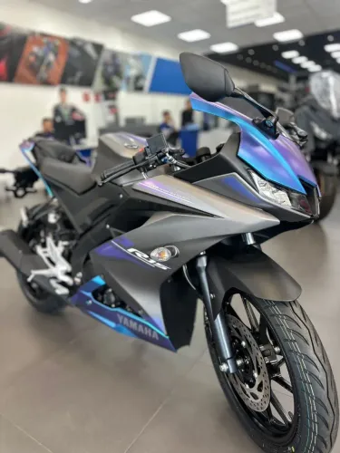 Yamaha R15 CAMALEÃO 