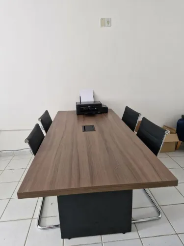 Mesa de reunião 