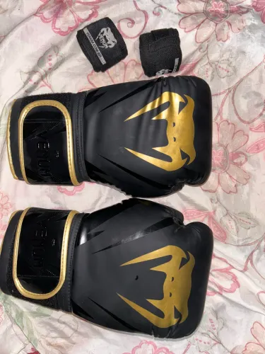 Luva box, venum tamanho 14 + bandagem 