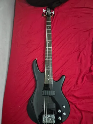 Baixo ibanez gsr205