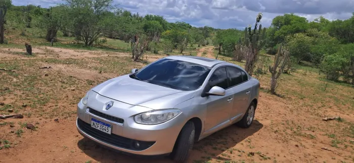 Renault Fluence Sed. Dynamique 2.0 16V Flex Aut. 2012