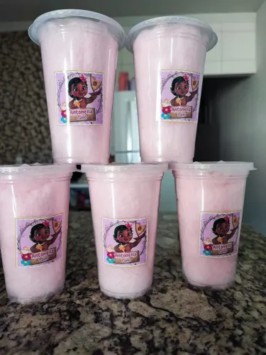 Algodão doce no pote