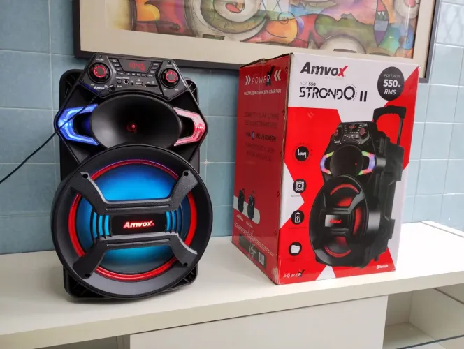 Caixa de Som Amvox ACA 550 Strondo II - Potência 550W RMS