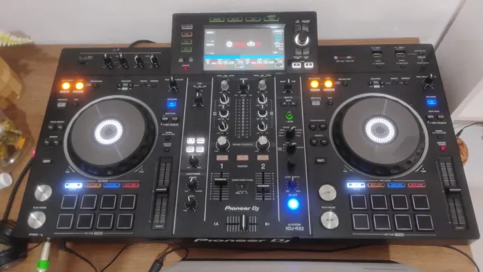 Pionner XDJ-RX2 com hard case