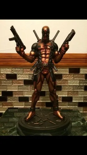 Deadpool Bowen Designs Versão Faux Bronze