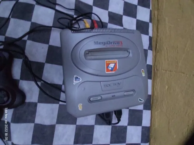 Megadrive 4.3 Tectoy completo. E outros.