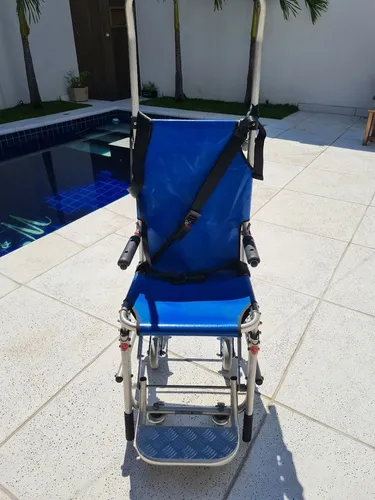 Cadeira de rodas  escaladora  vendas e locações 
