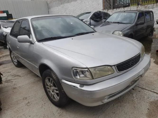 Sucata Toyota Corolla 1.8 Automática 2001 2002