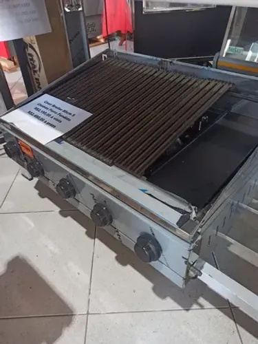 Chair Broiler Nova a pronta entrega