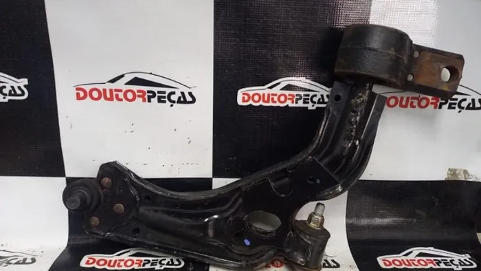 bandeja suspensão dianteira esquerda Ford ecosport 2005