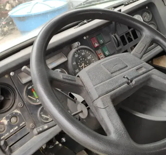 Painel de instrumentos S/novo Volvo N10