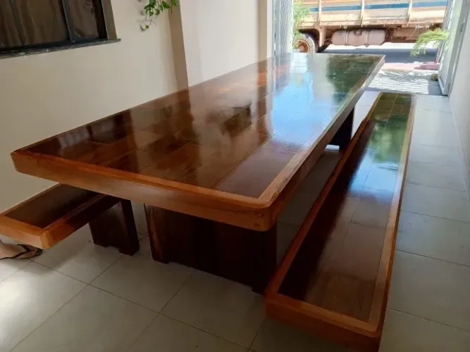 Mesa de Madeira Ypê no Estilo Taco.
